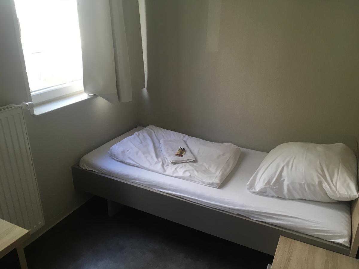 Homeport Hostel Hamburg Bagian luar foto